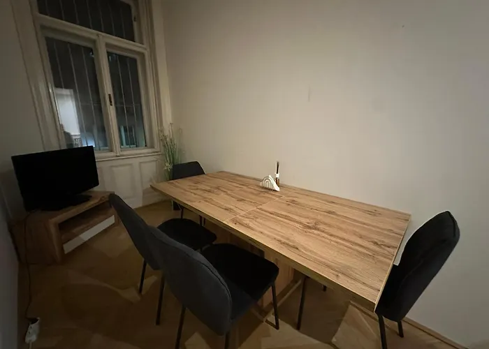 Hartl Apartman *